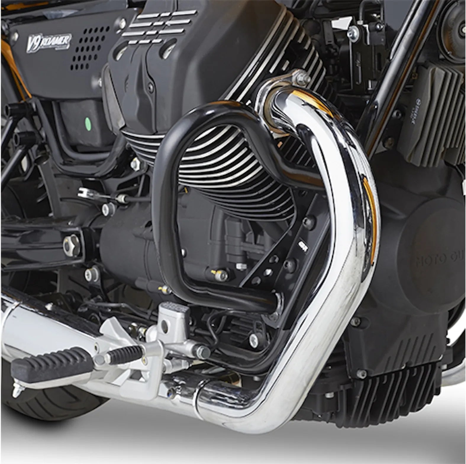 Engine Guard - Givi Compatible With Moto Guzzi V7 Iii Stone - Special (2017-2020)